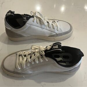 P448 Sohosocks Sneaker 39 EU / 6.5-7 US Men’s White Leather Silver Gray Trim